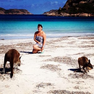 Photo avec un kangourou en Australie