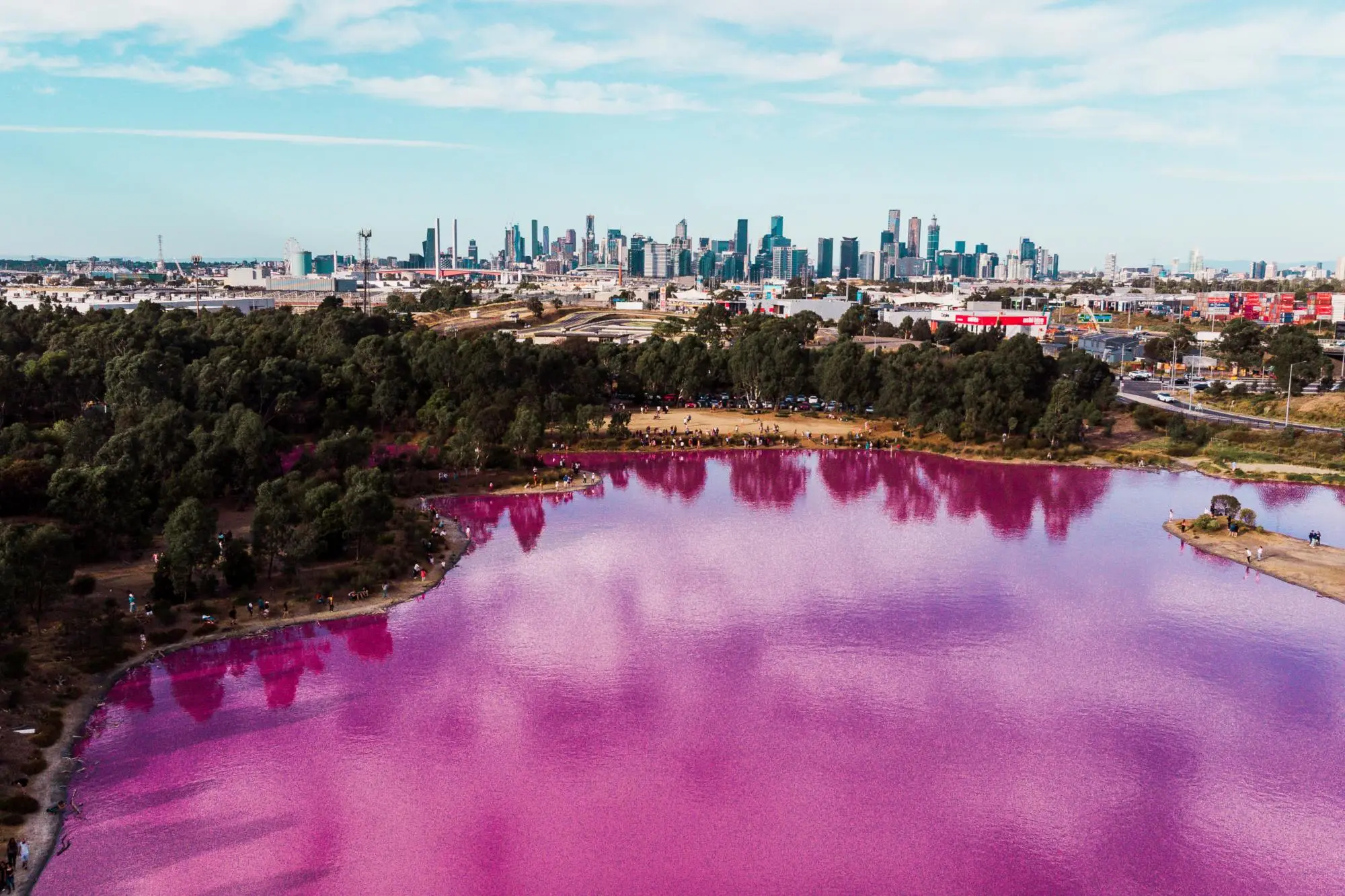 Lac rose près de Melbourne Australie