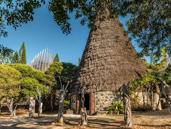 Photo d'une case du centre culturel Tjibaou à Nouméa