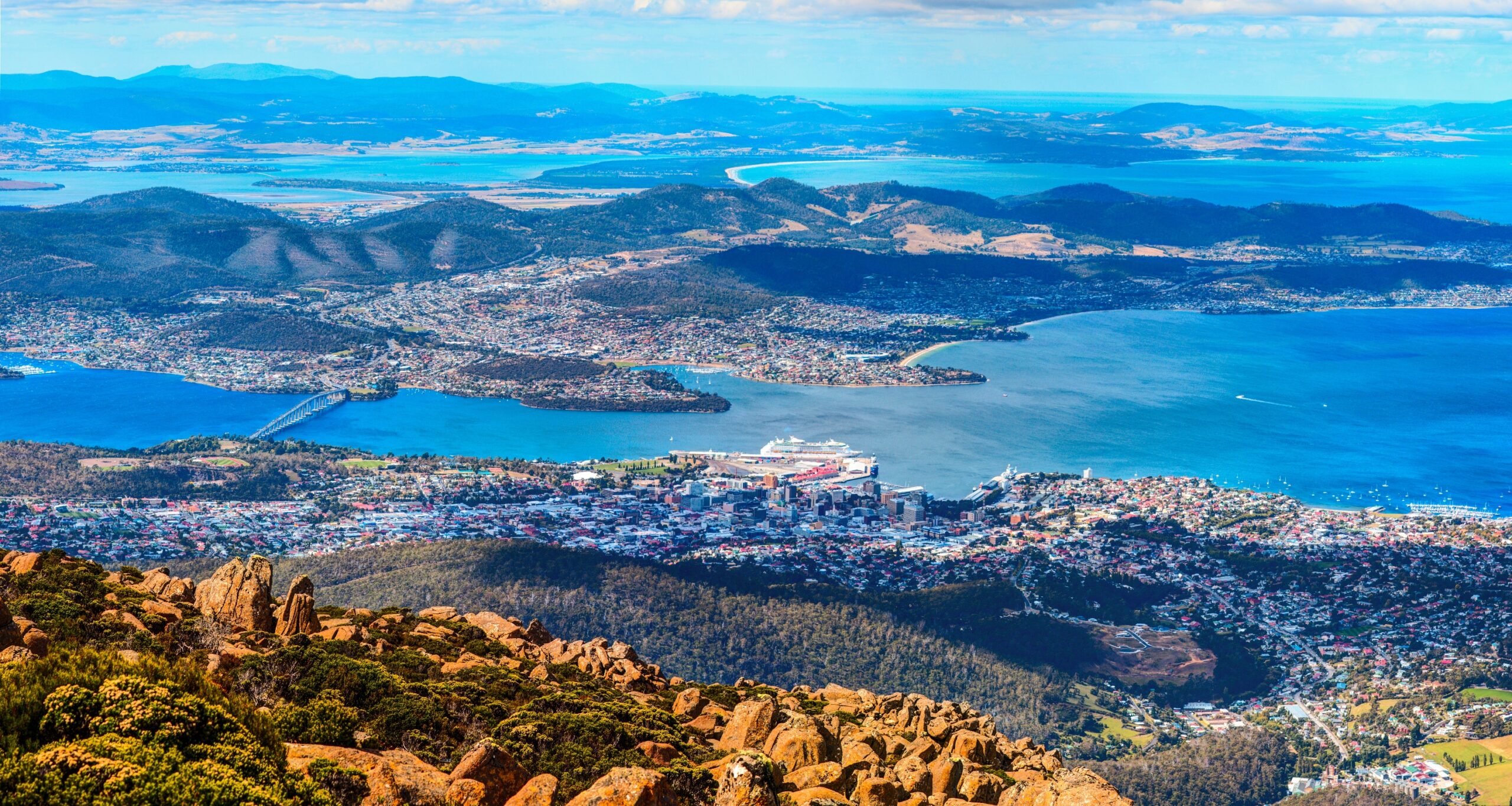 Vue sur Hobart depuis le sommet du Mont Wellington en Tasmanie