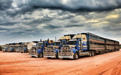 Les Road Trains en Australie : Géants des Routes du Désert